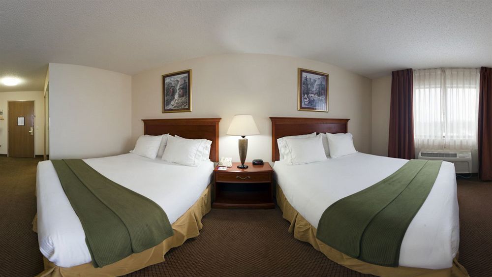 Holiday Inn Express Adrian By Ihg Buitenkant foto